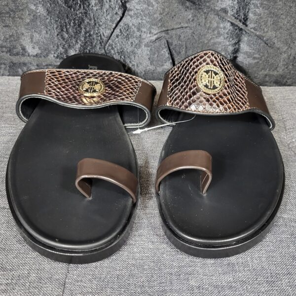 Regal Crest Toe Loop Slides